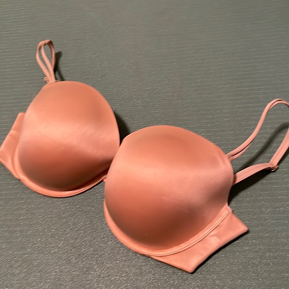 Victoria’s Secret Strapless Bra - 34DD
